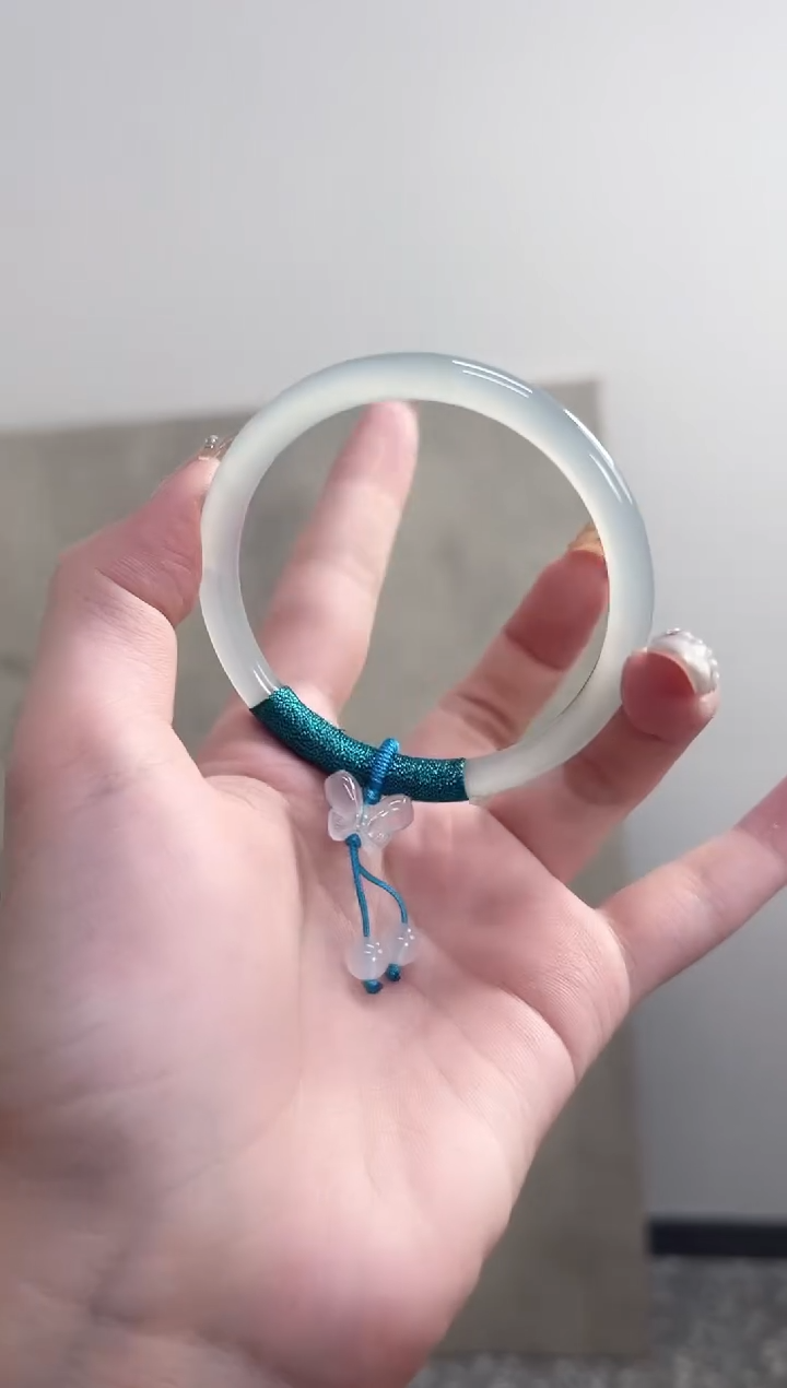 【闪购商品】玛瑙/玉髓手镯未镶嵌55圈 需要包容