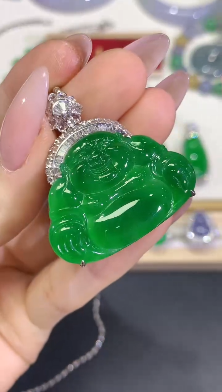 【闪购商品】翡翠颈饰18K金镶嵌团购36