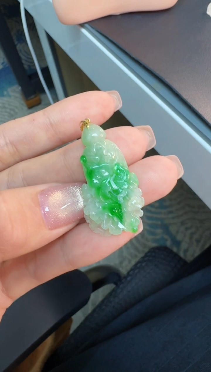 【闪购商品】翡翠颈饰18K金镶嵌缅甸A货翡翠吊坠