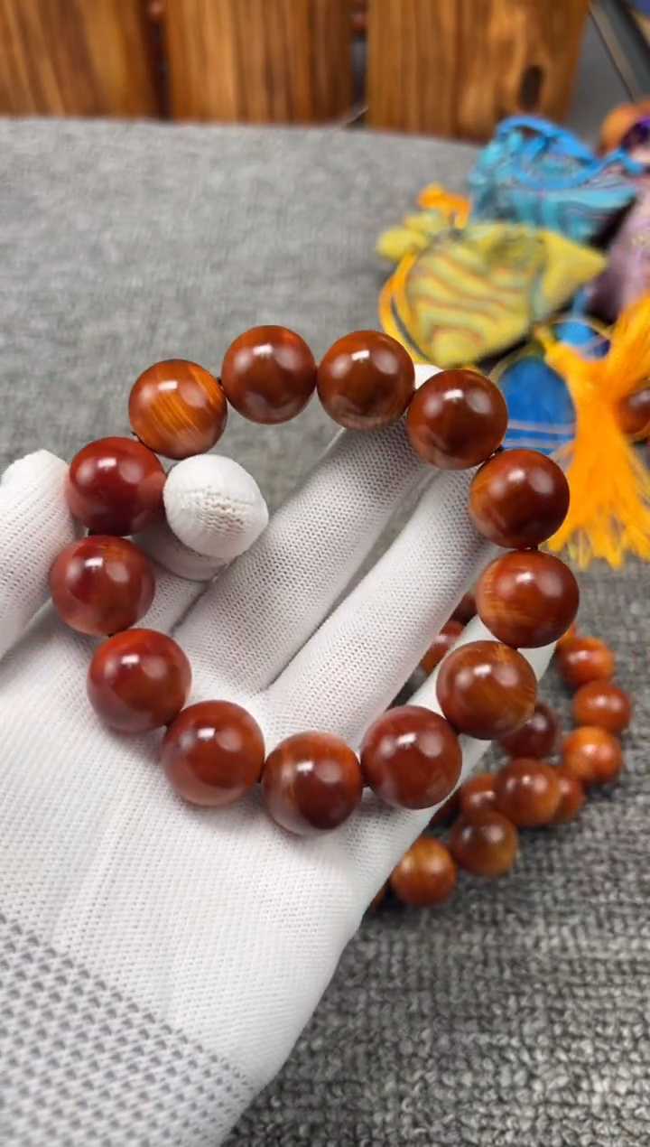 【闪购商品】柏木（崖柏）1.8红骨玉化 全玉化香味浓郁