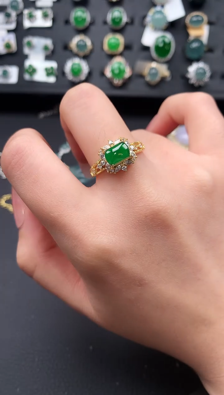 【闪购商品】翡翠戒指银S925镶嵌651241