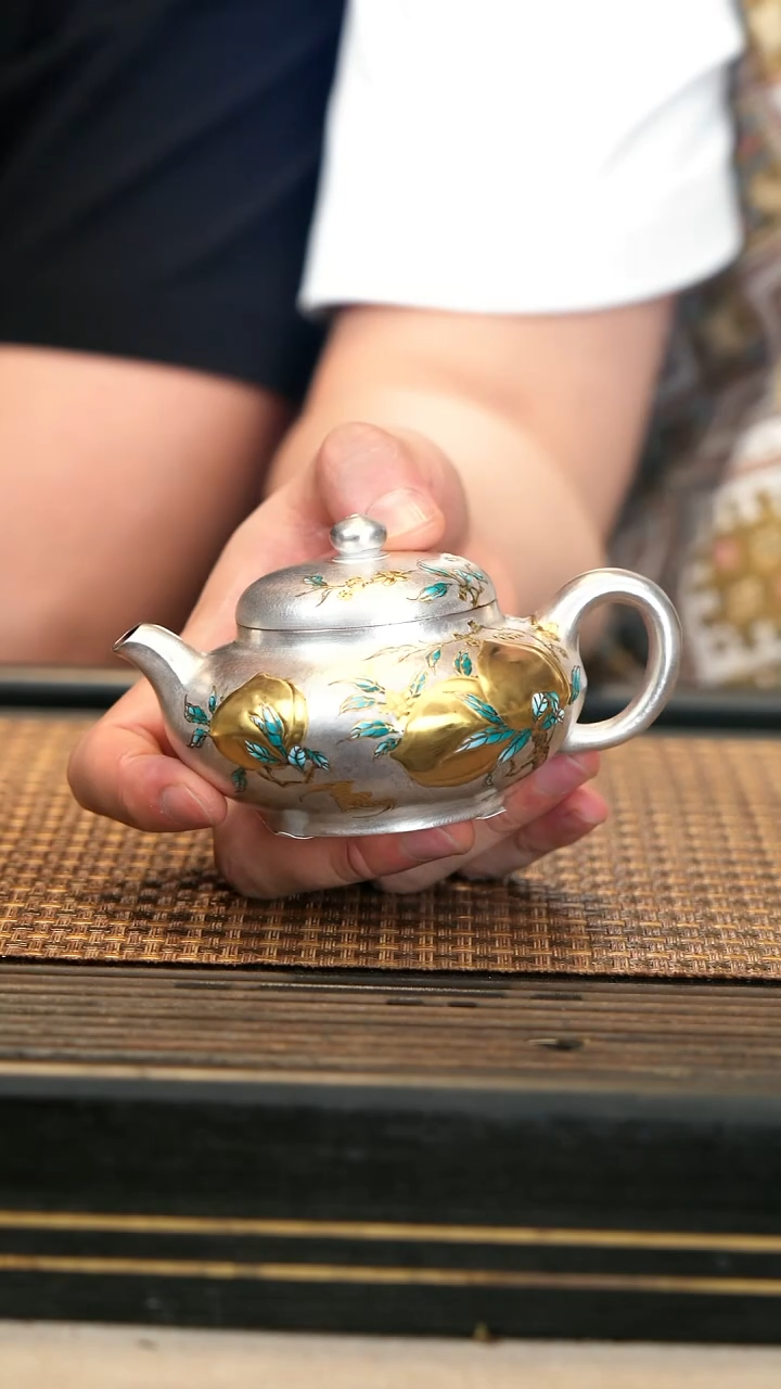 茶壶紫砂GX46《金桃合欢》满银