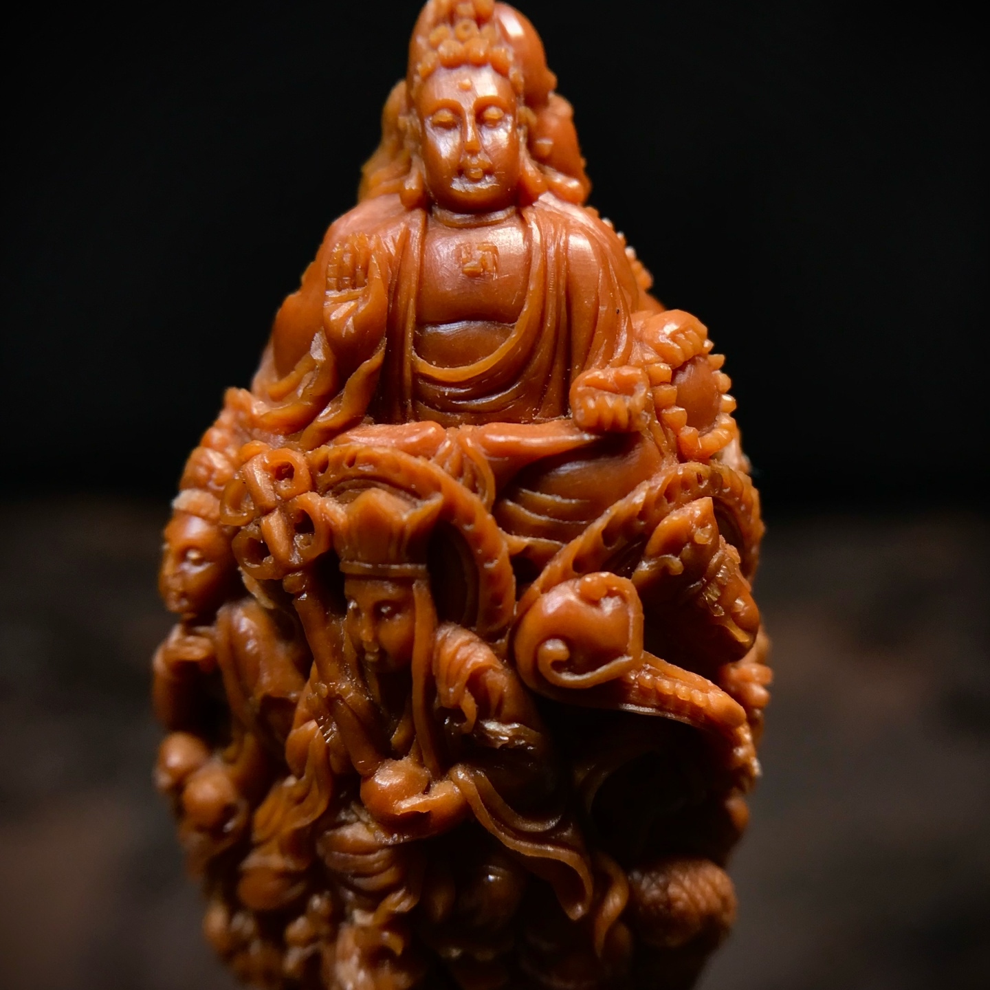 常态核雕【群豪】【三世佛 】2.6×5.05 苏工纯刀铲JY500229