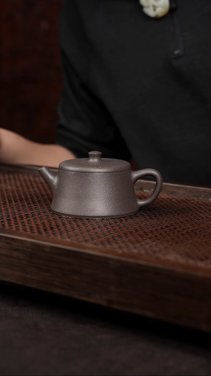 【闪购商品】紫砂茶壶千禧紫泥云柱