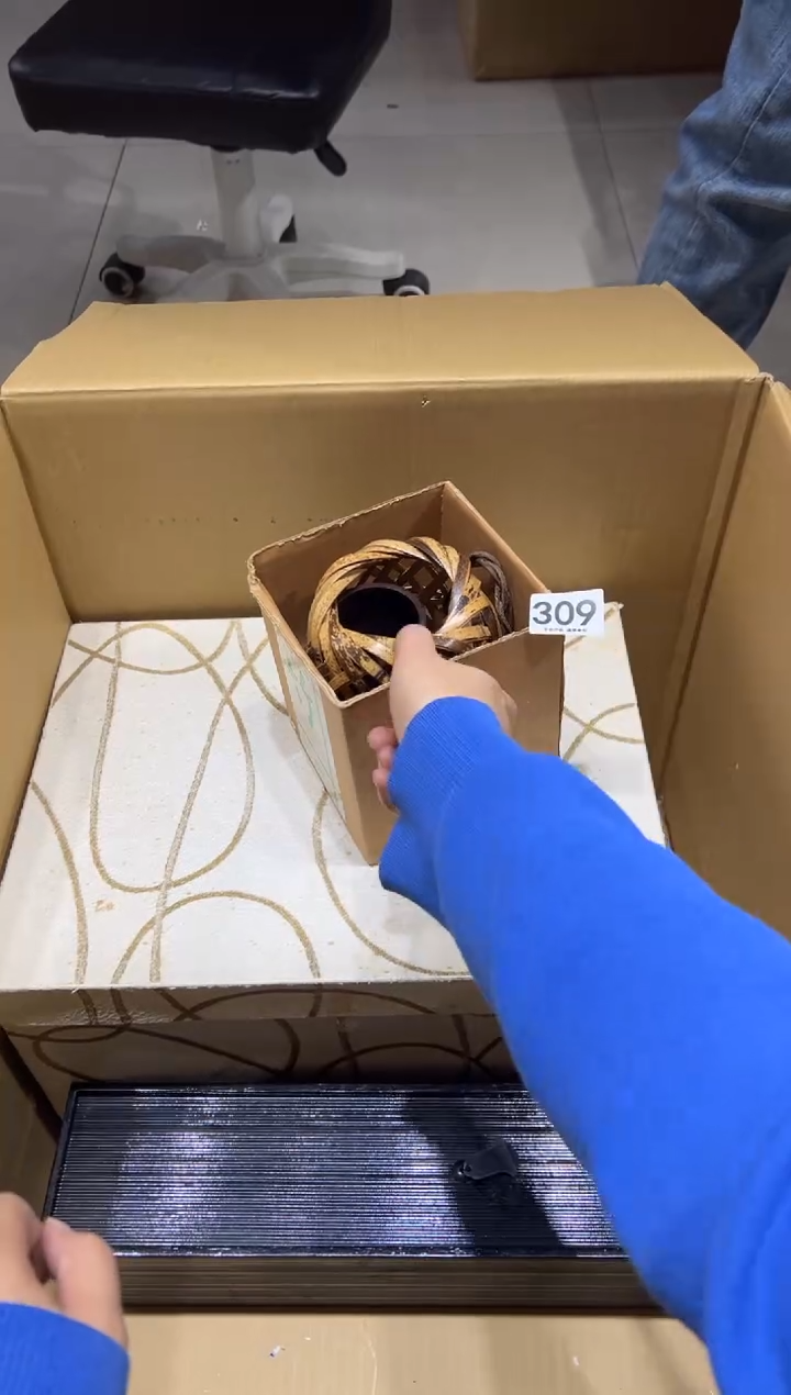 贤****)309茶摆件             