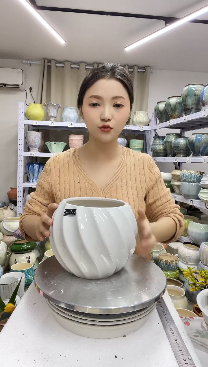 【12.29】花盆链接 高： 15 口：13