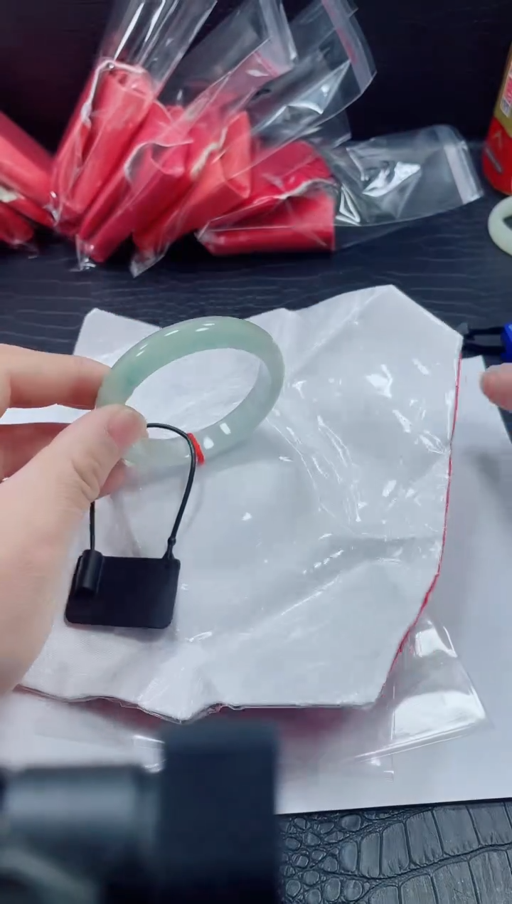 非金属无小哥116号手镯57.2圈口