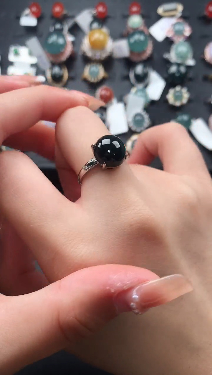 【闪购商品】翡翠戒指银S925镶嵌52141