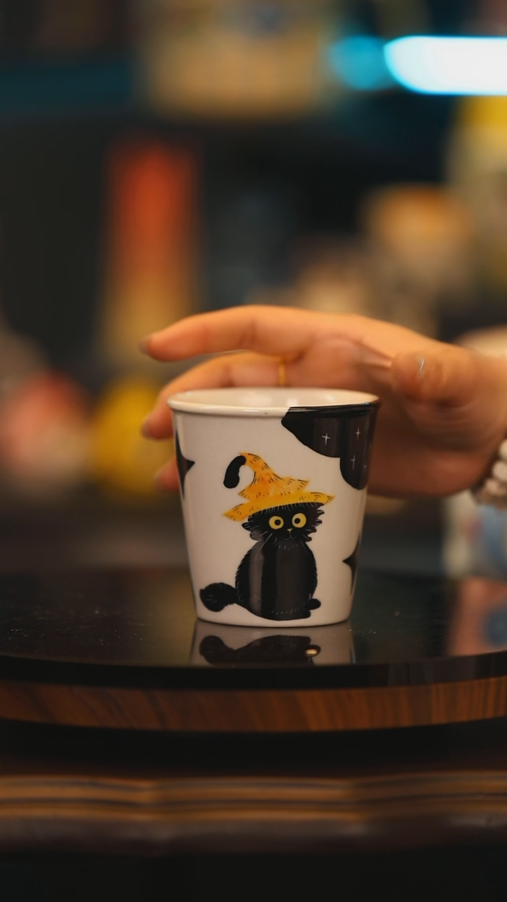【闪购商品】摆件景德镇高温釉下彩绘设计师款