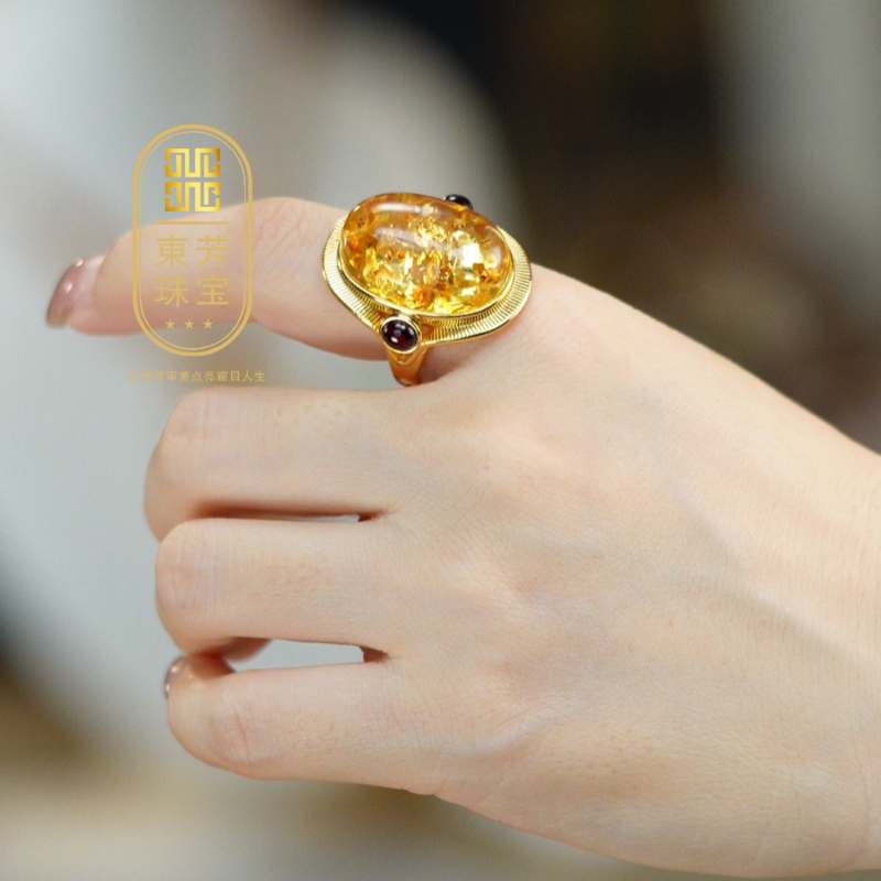 東芳珠宝-俄罗斯天然花珀戒指琥珀戒指镶嵌可调节时尚古法食指戒