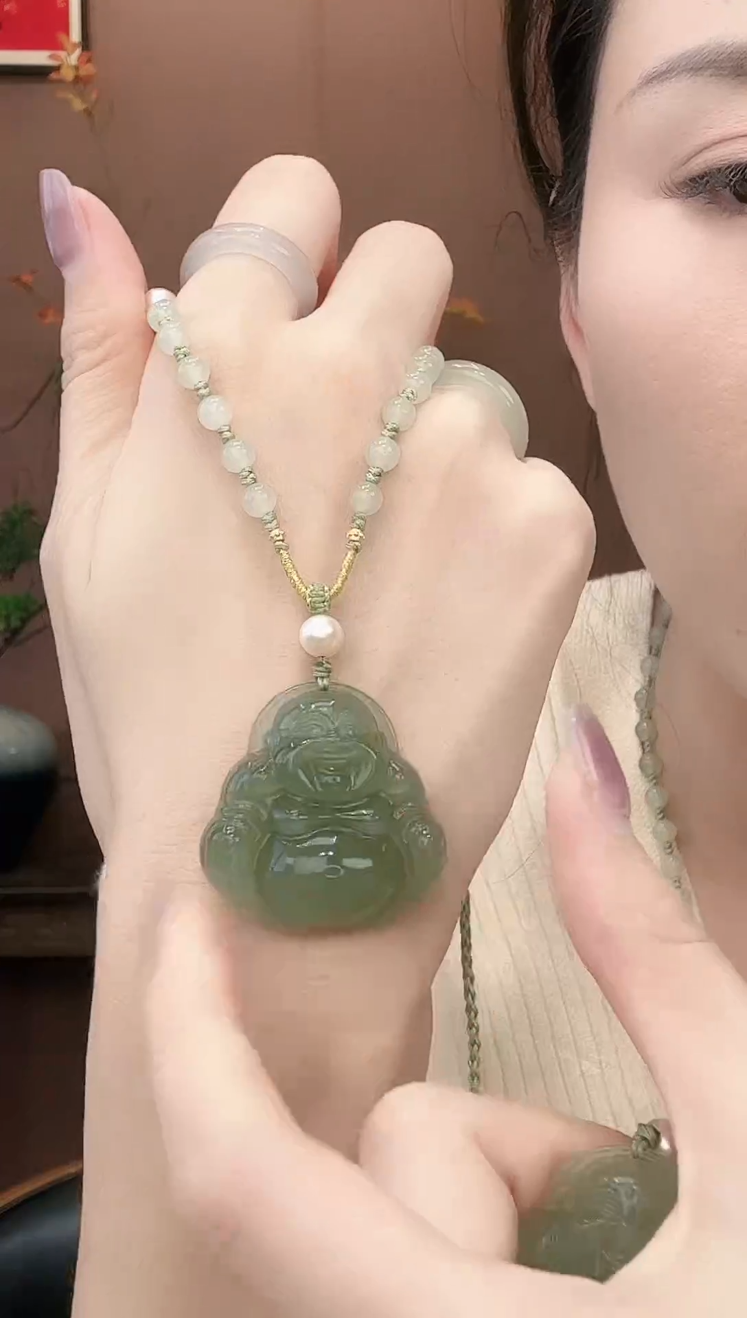 吊坠(赠链)未镶嵌和田玉佛公吊坠35mm 多样性发其一