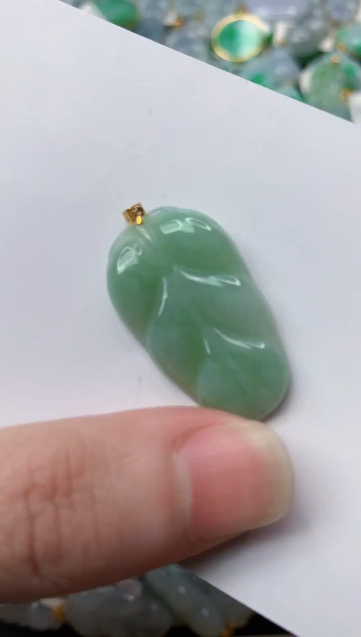 【闪购商品】翡翠颈饰18K金镶嵌79..........