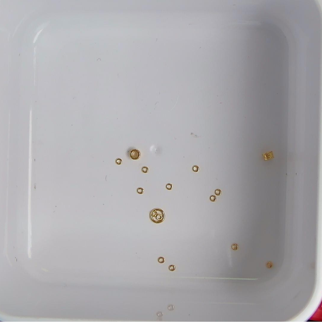 黄金足金小金 豆