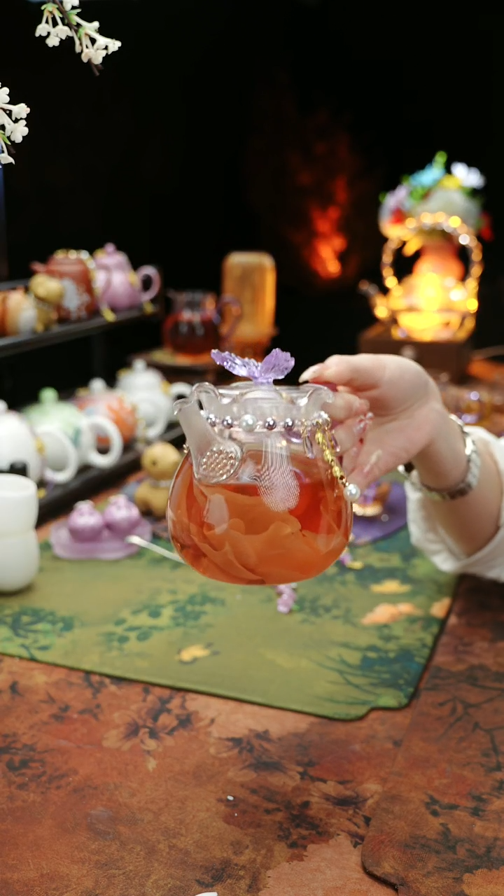 【闪购商品】紫色铃兰花茶壶+链子
