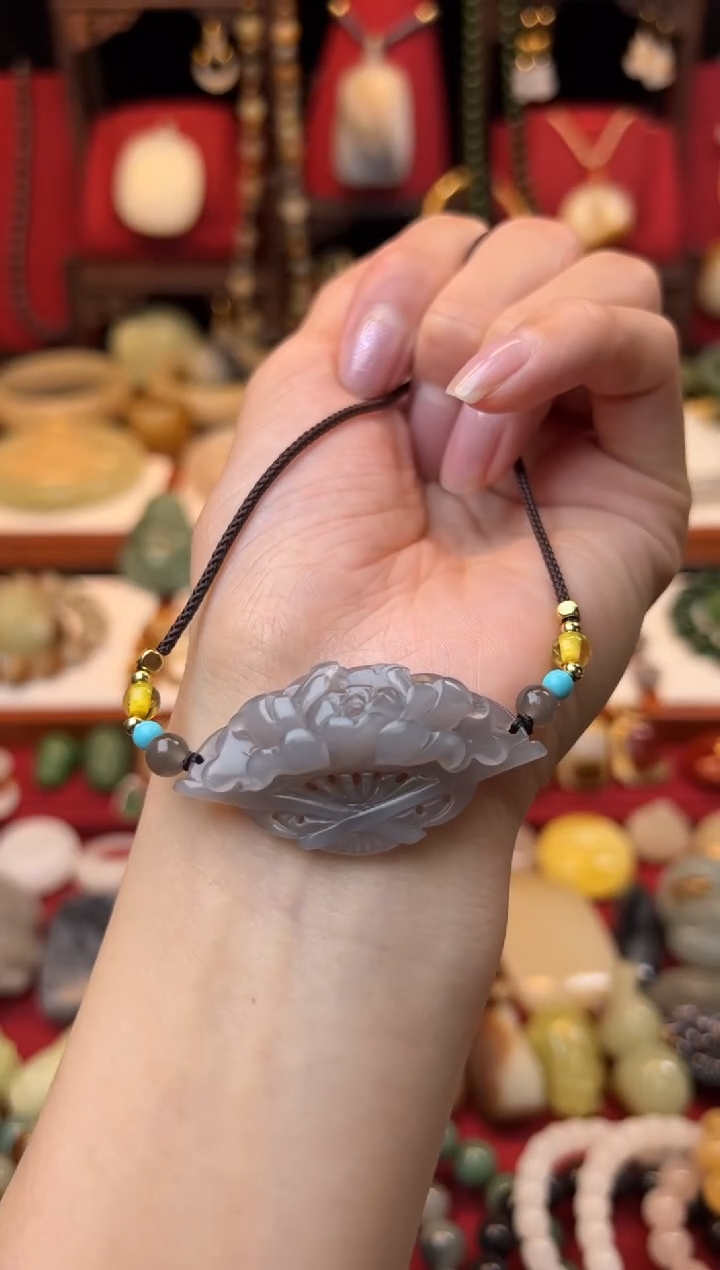 【闪购商品】和田玉挂件未镶嵌放漏