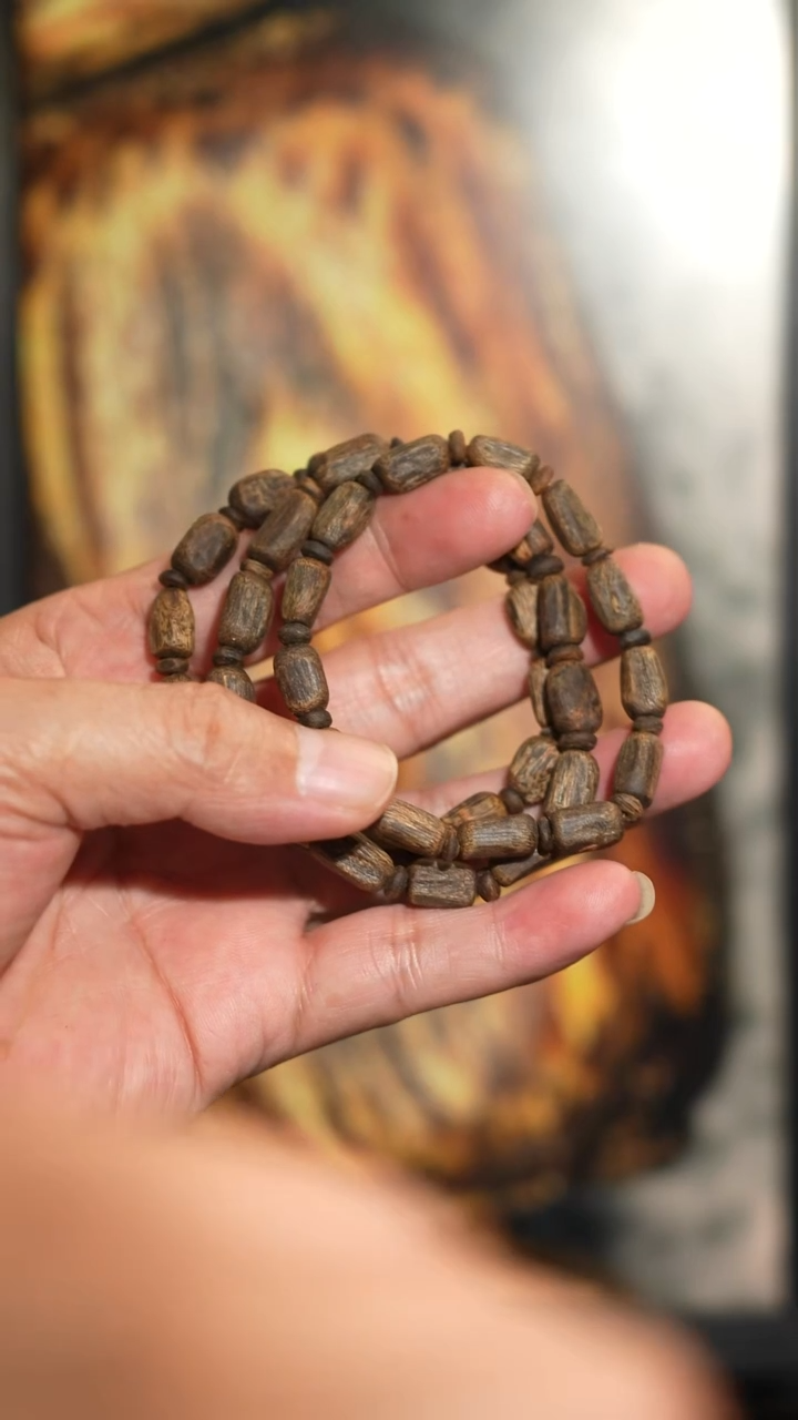 沉香手串海南绿奇楠沉水树心油虫漏随型单圈5克 多样性发一