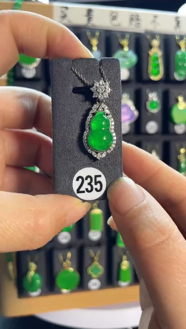 【闪购商品】翡翠耳饰银S925镶嵌235.