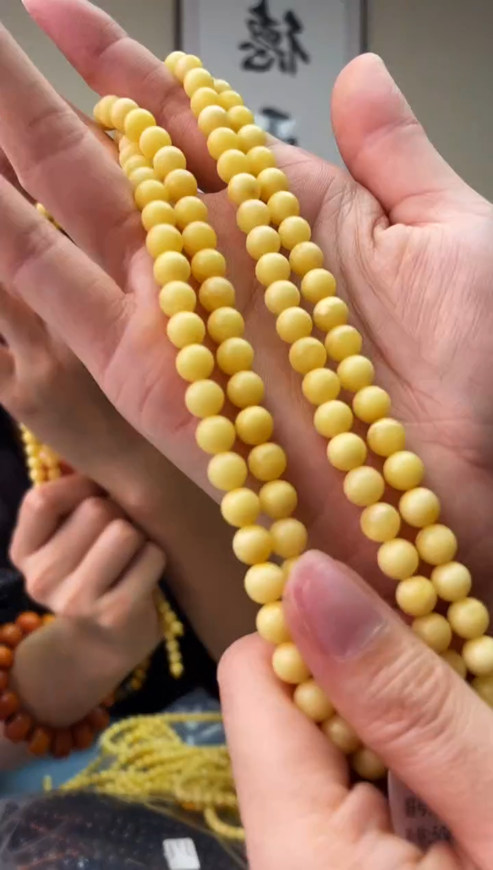 琥珀未镶嵌珠宝奇石T017 6假一罚十，多样性发一件