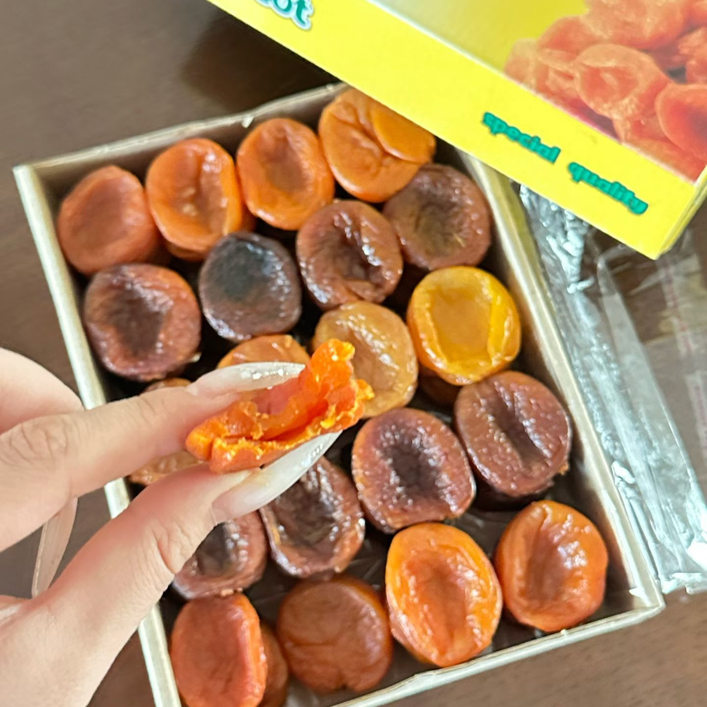 新疆特产三色大杏脯酸甜美味