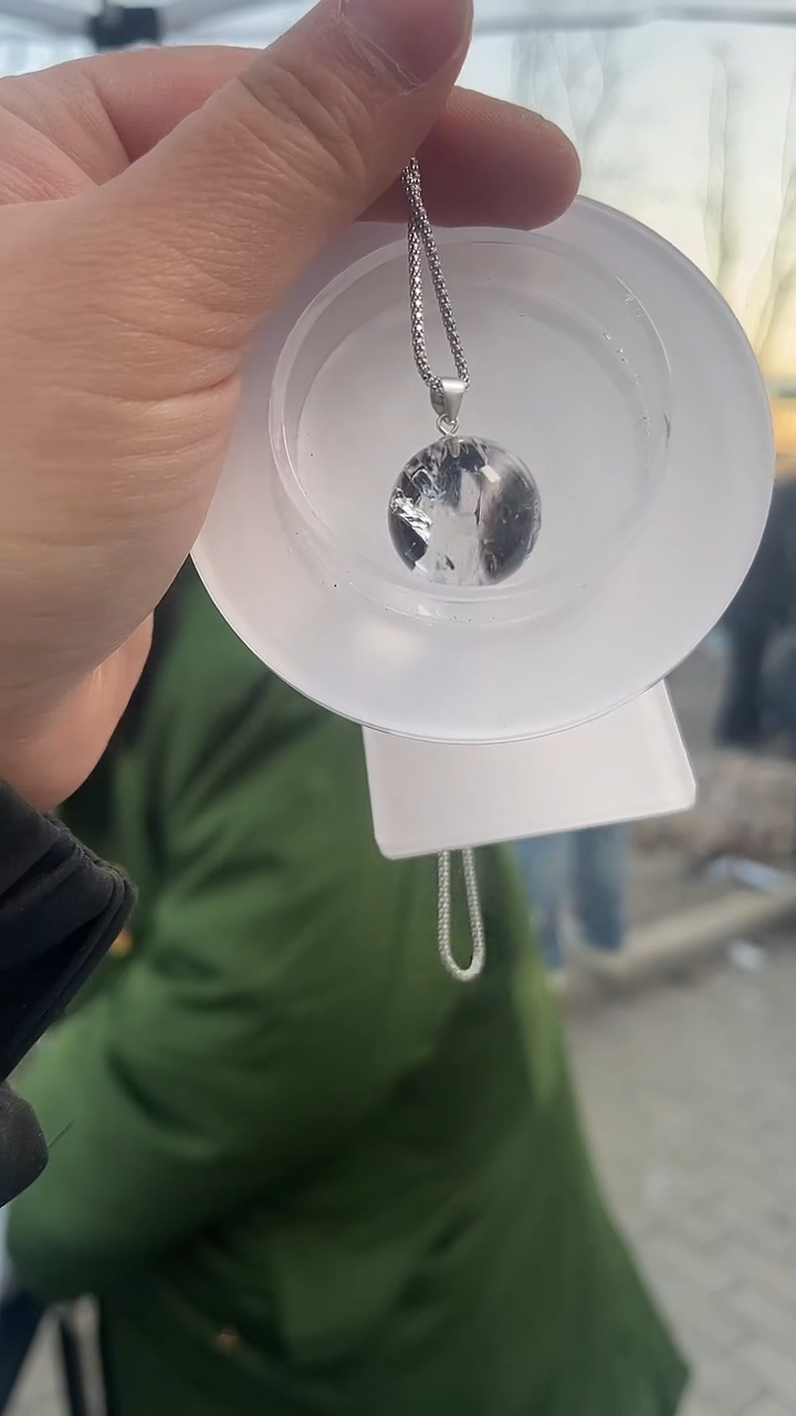 【闪购商品】水晶吊坠(赠链)未镶嵌天然闪灵钻多样性发一18.8mm