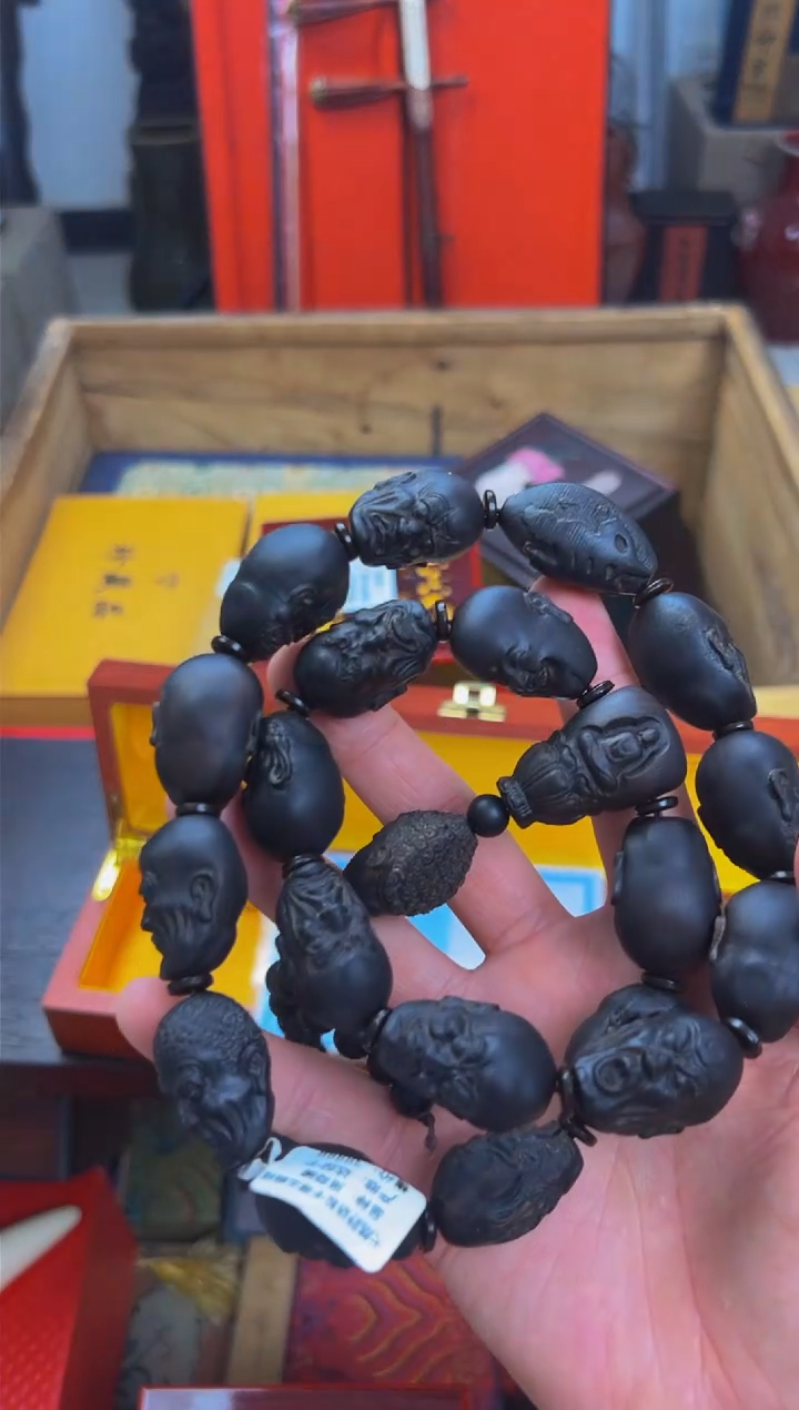 【闪购商品】木—————————18罗汉手持