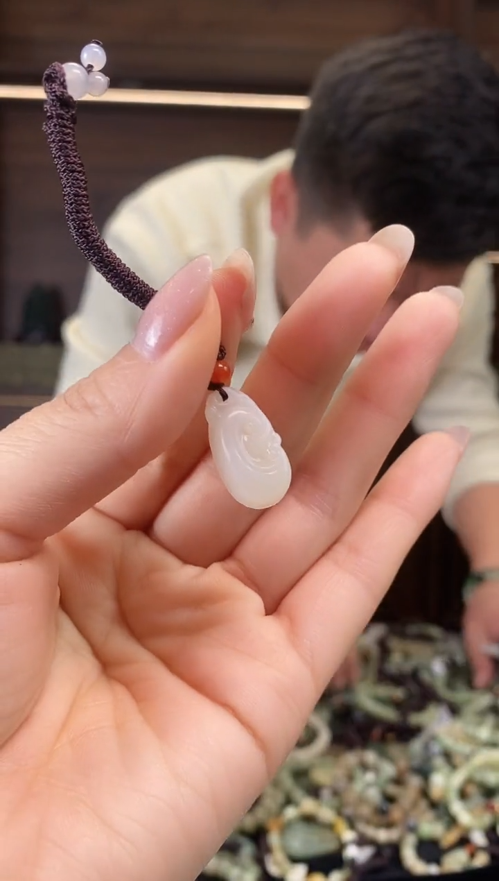 【闪购商品】和田玉颈饰未镶嵌多样性发货，拍一发一