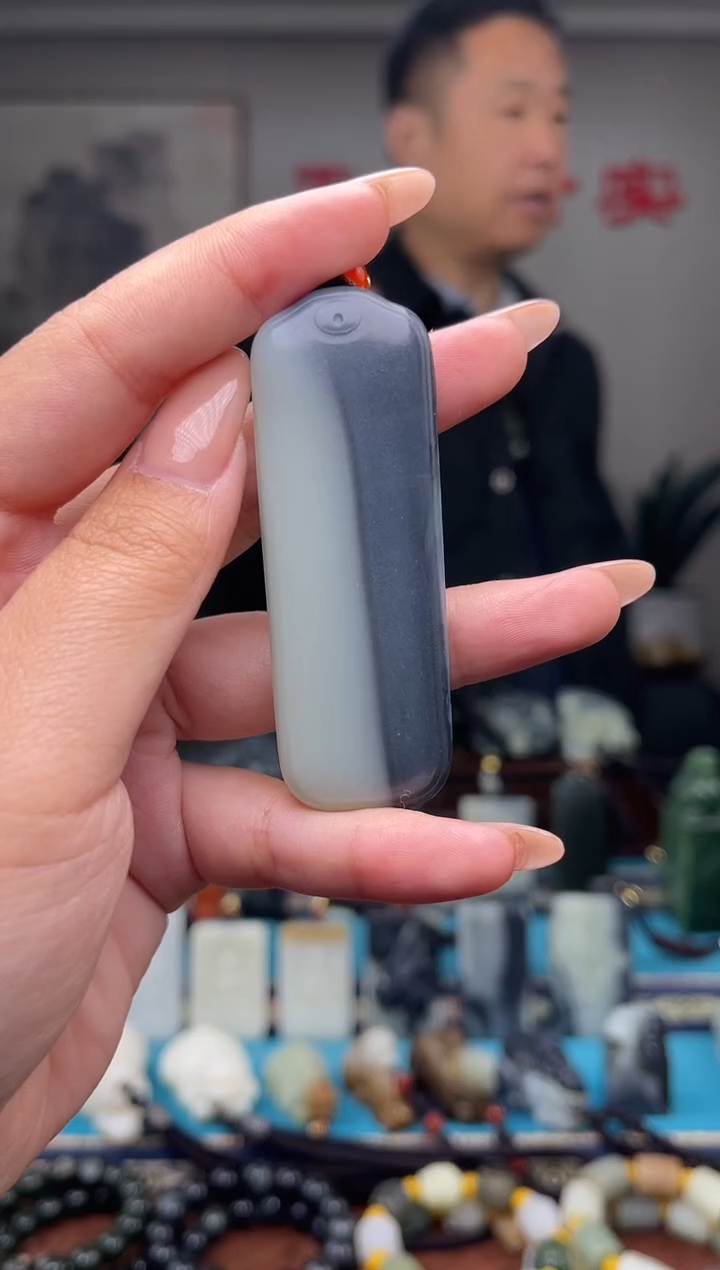 未镶嵌和田玉挂件1