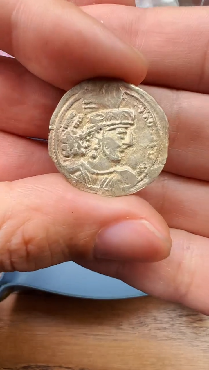 【闪购商品】树脂制品【 肖钟出品 】