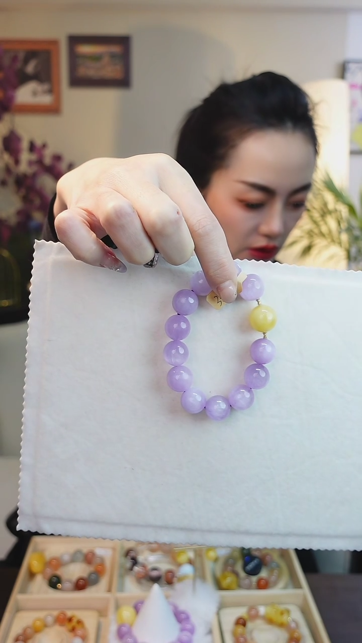 【闪购商品】水晶手串未镶嵌紫锂辉蜜蜡手串