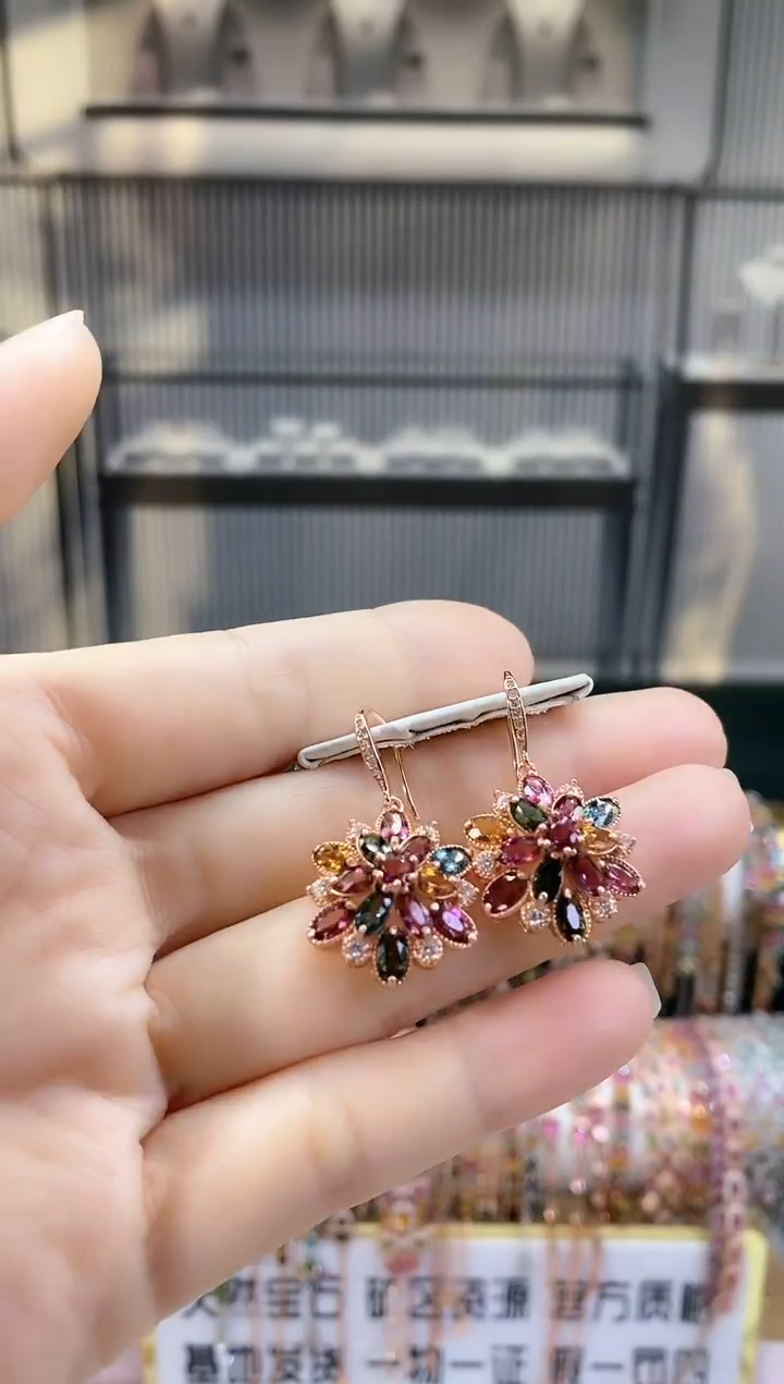 银S925镶嵌耳钩碧玺用****熊66666666666