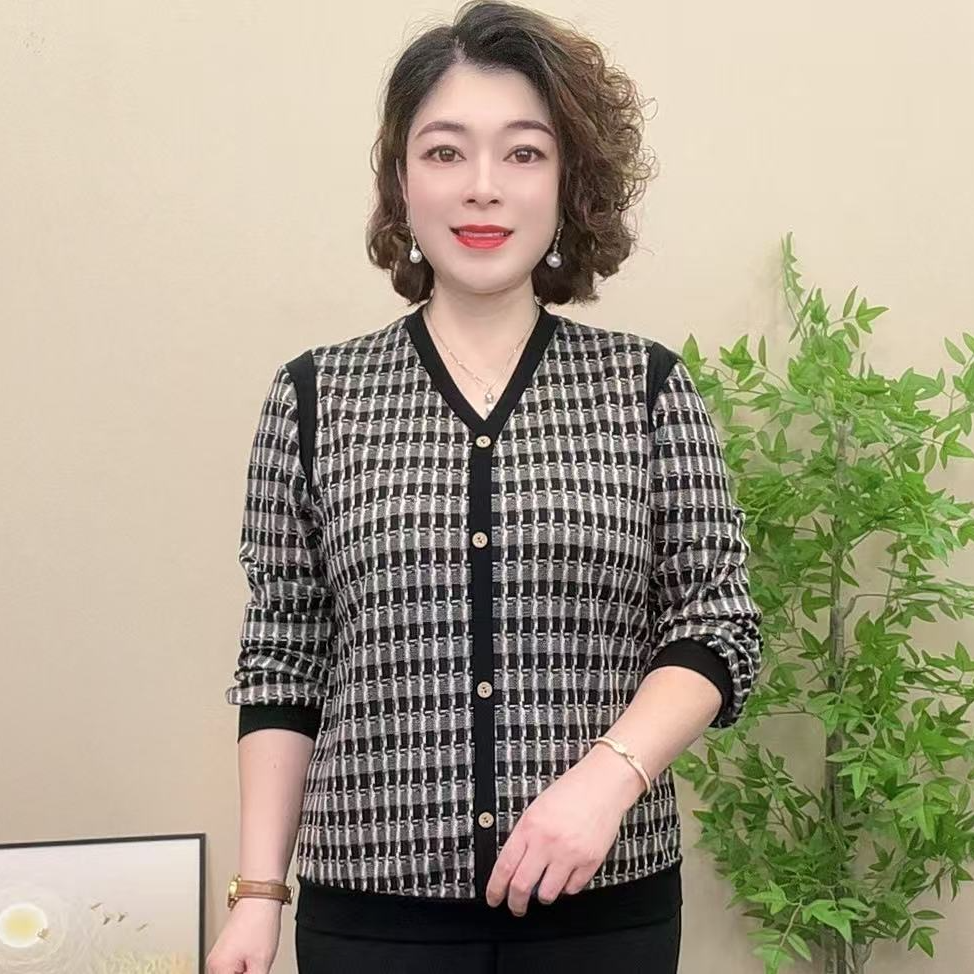 长袖妈妈装尚中老年女装气质V领洋气时尚百搭开衫显瘦小衫女士