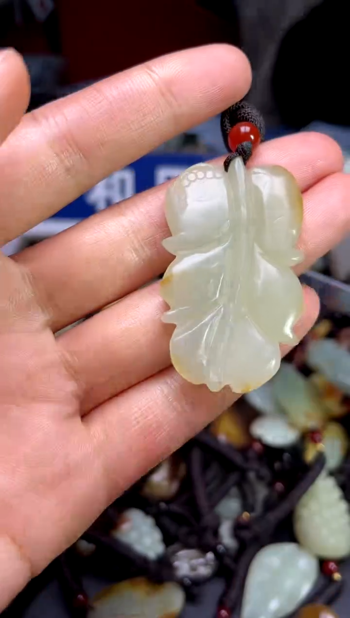 【闪购商品】和田玉颈饰未镶嵌1