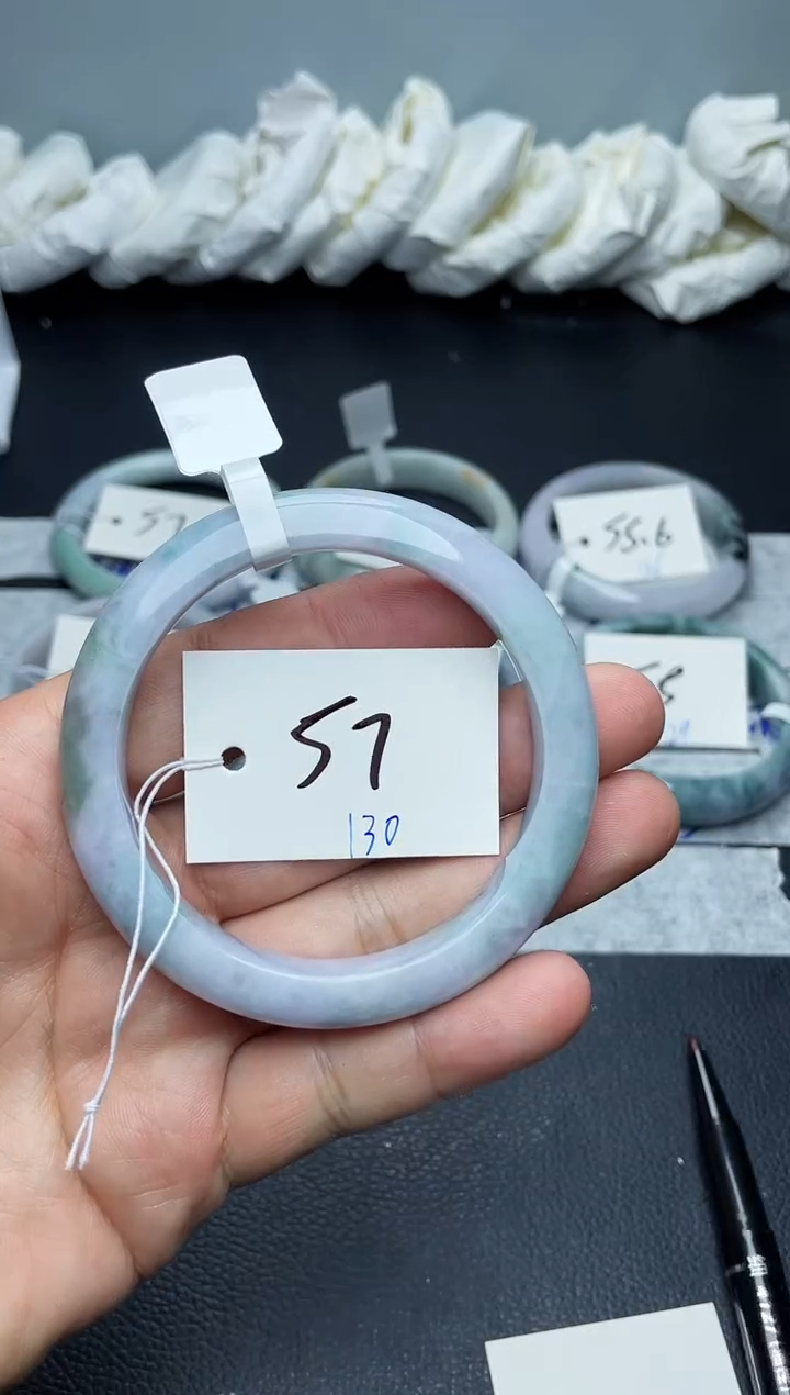 未镶嵌手镯翡翠130