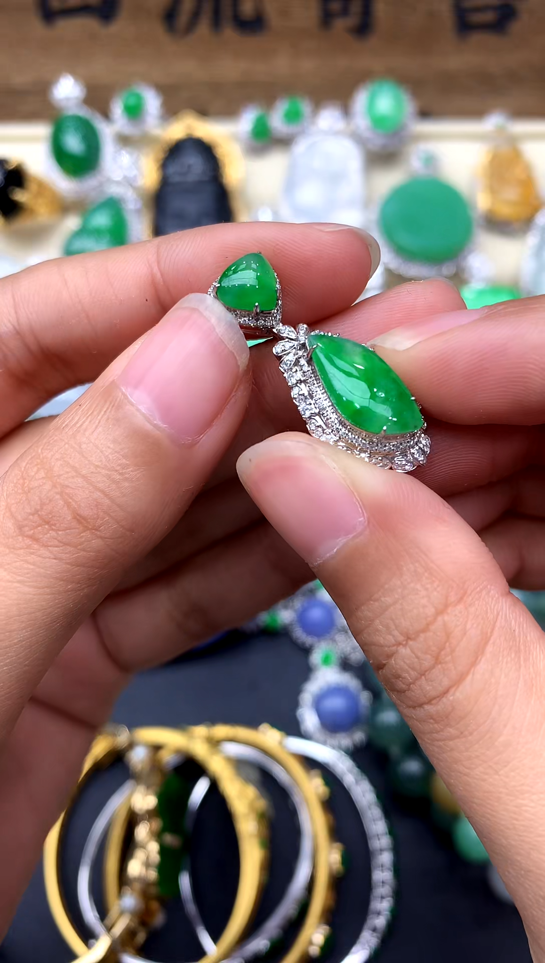 【闪购商品】翡翠颈饰18K金镶嵌207-中国好珍宝