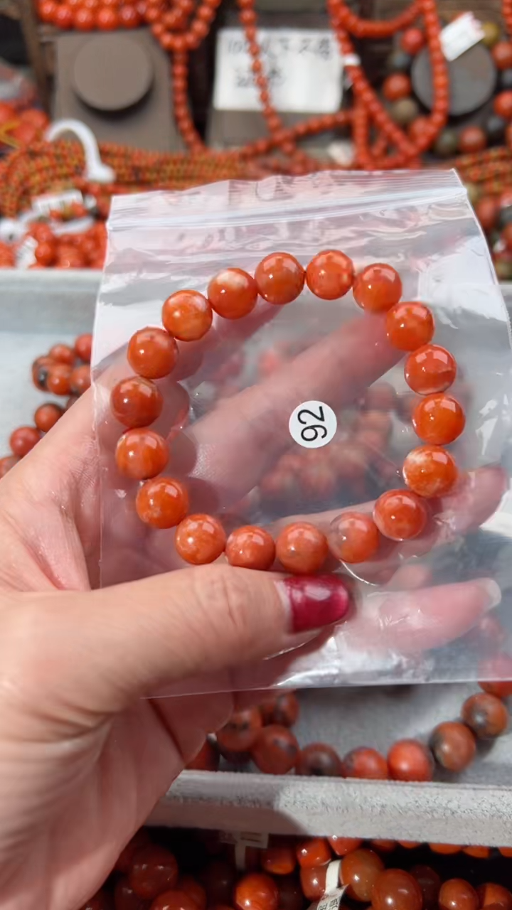 【闪购商品】南红玛瑙手串未镶嵌10+