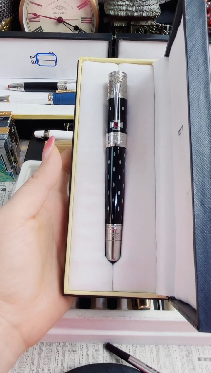 便携式昱****?AWW777888