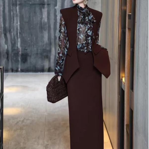 MINJ【优雅气质】气质名媛套装裙新款洋气温柔显瘦修身两件套