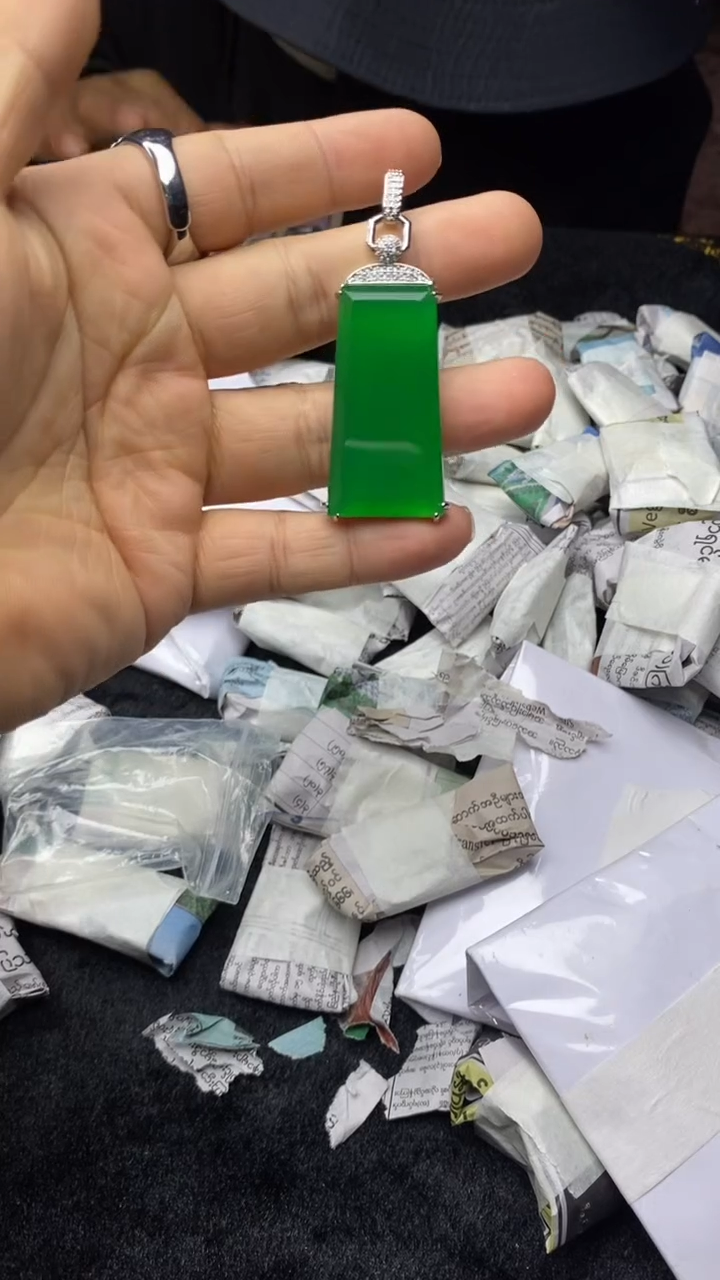 满色吊坠 所见即所得！！！