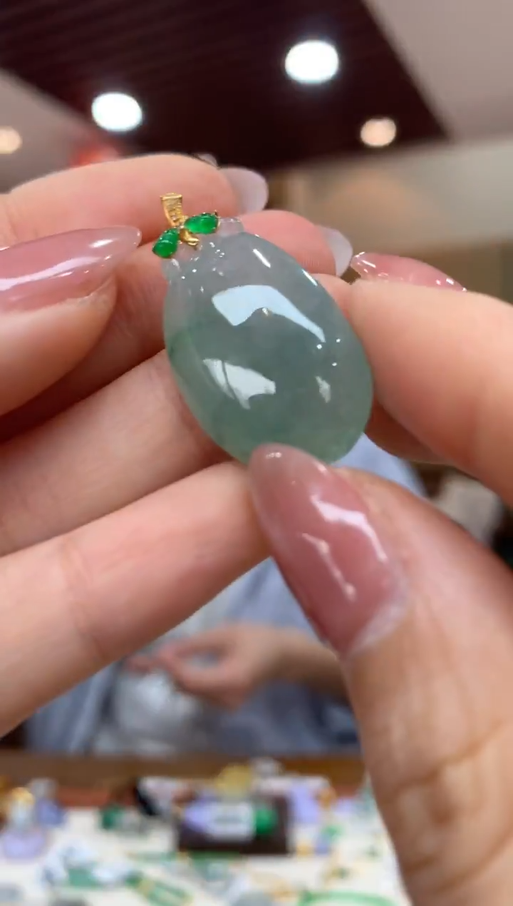 吊坠(不含链)18K金镶嵌翡翠福瓜