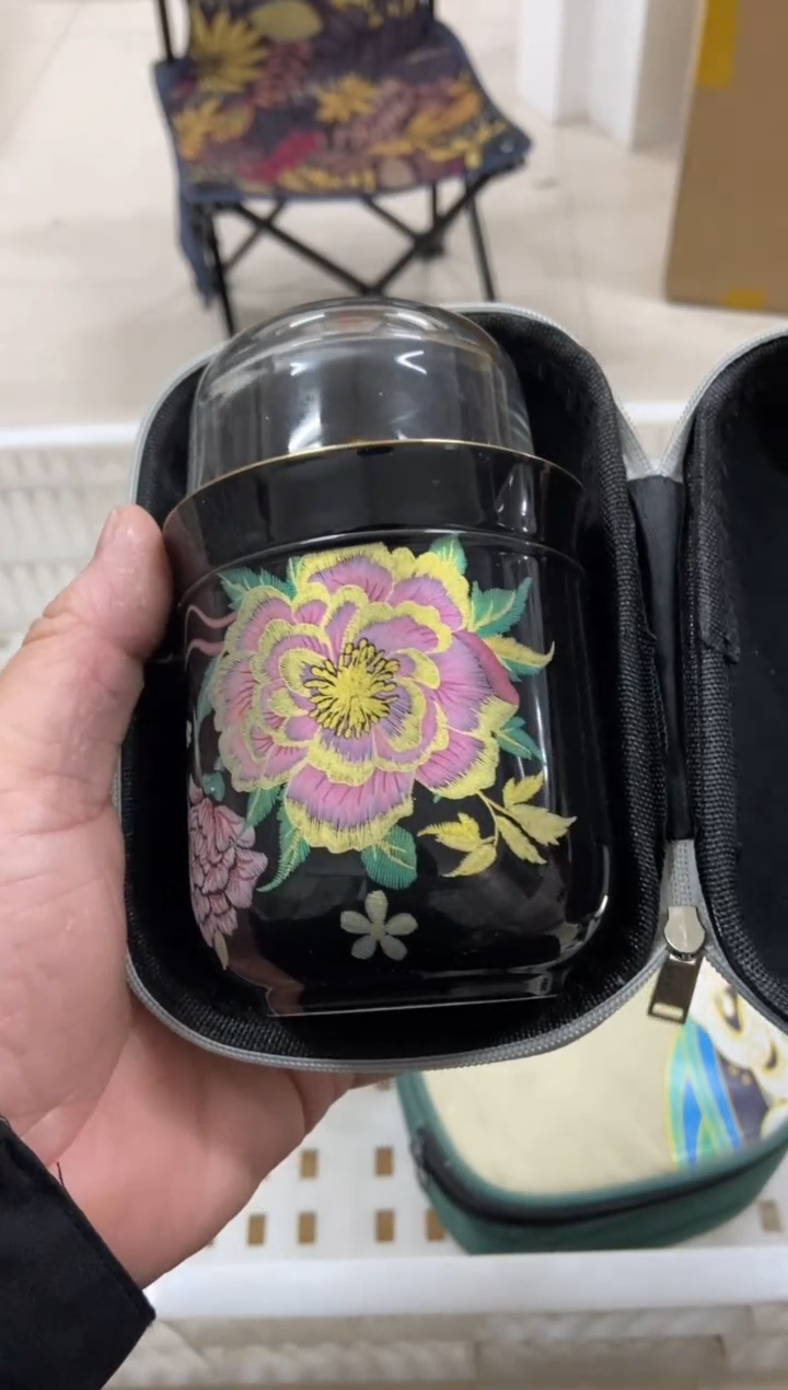 无运费险有瑕疵的摄影的产品有使用过的痕迹有点脏介意勿拍