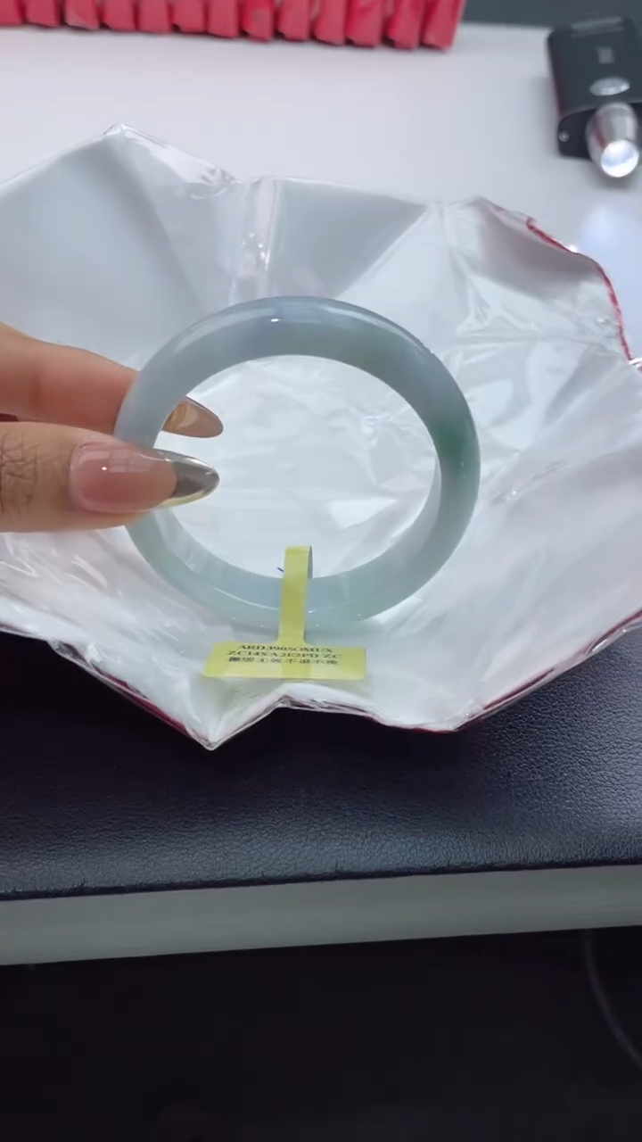 【闪购商品】翡翠手镯未镶嵌9翡翠手镯