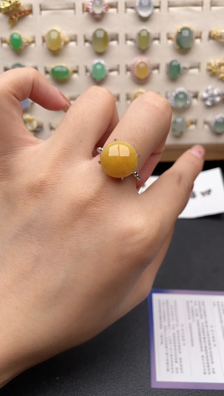 【闪购商品】翡翠戒指银S925镶嵌一物一证一礼盒