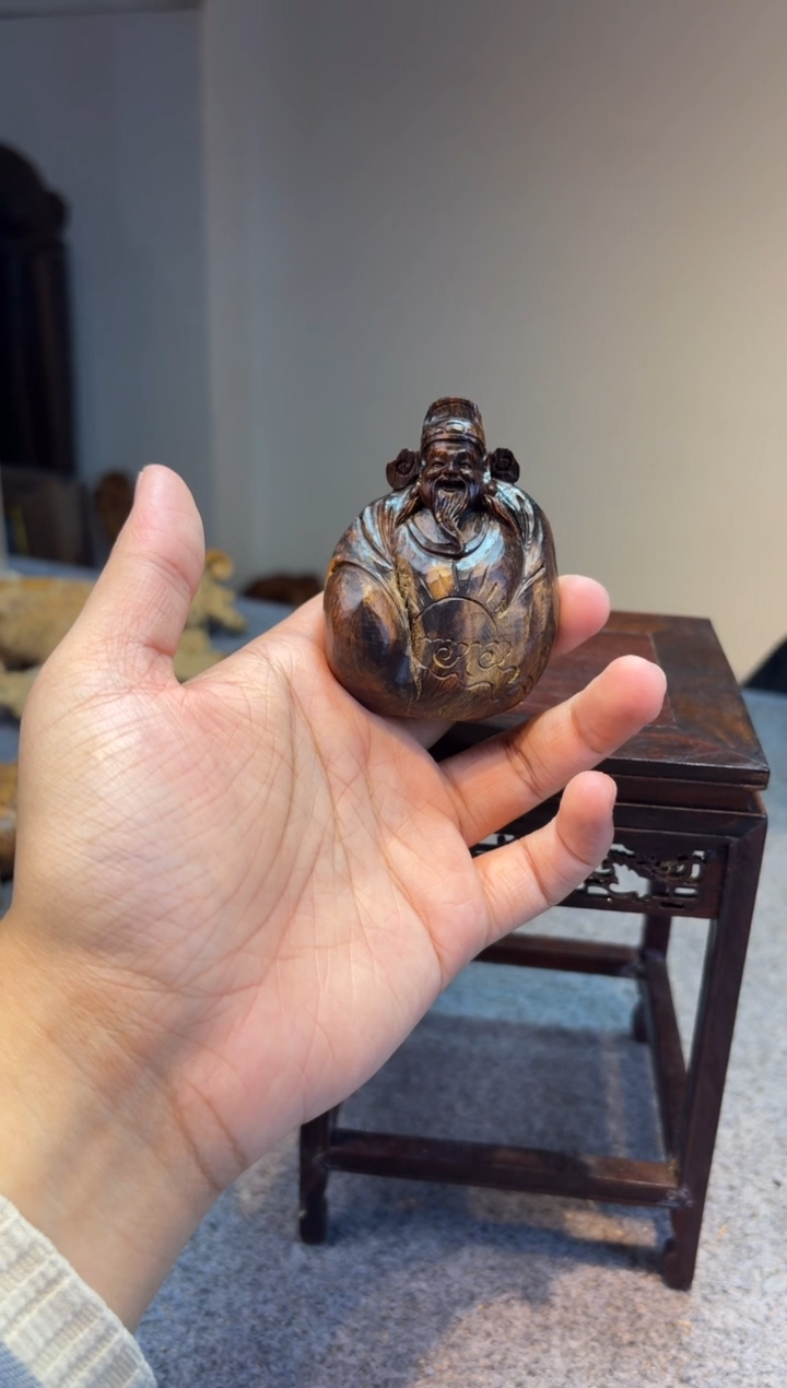 贡木用****8贡木贡木贡木