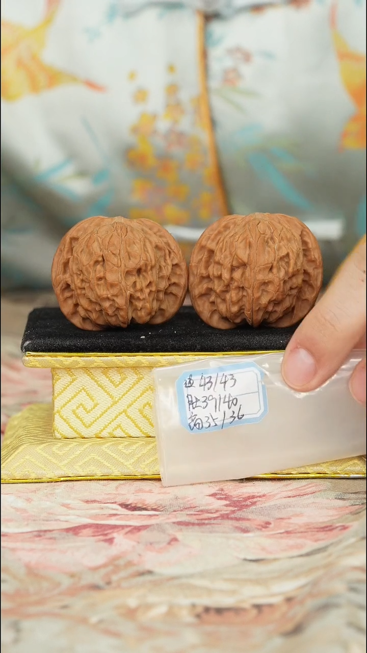 【闪购商品】文玩核桃把件磨盘