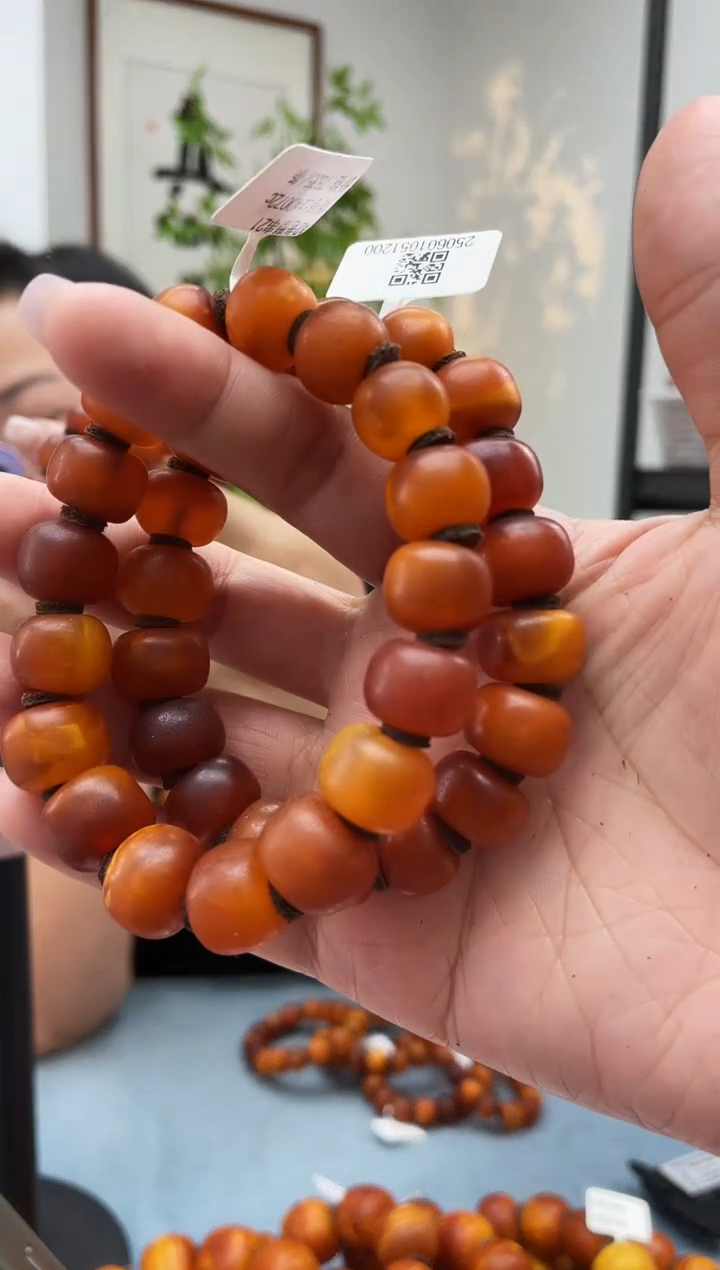 未镶嵌琥珀珠宝奇石213 13/4多样性发一