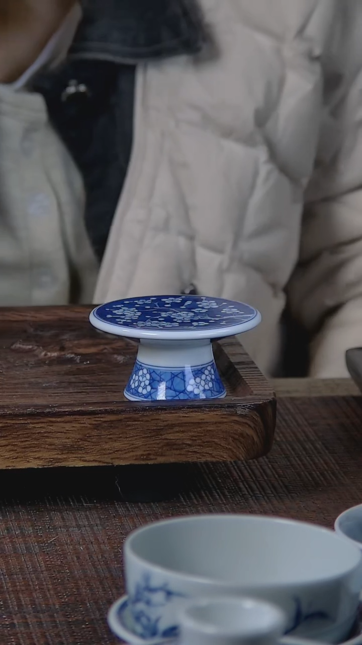 【闪购商品】折葵非器手工手绘冰梅高足盖置