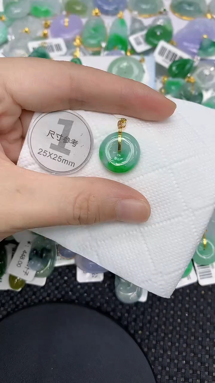 颈饰18K金镶嵌翡翠11111111