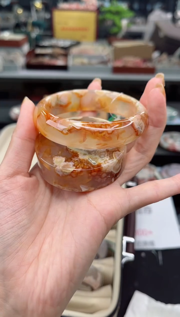 【闪购商品】石英质玉手镯未镶嵌60圈口（赠品镯心）S9305