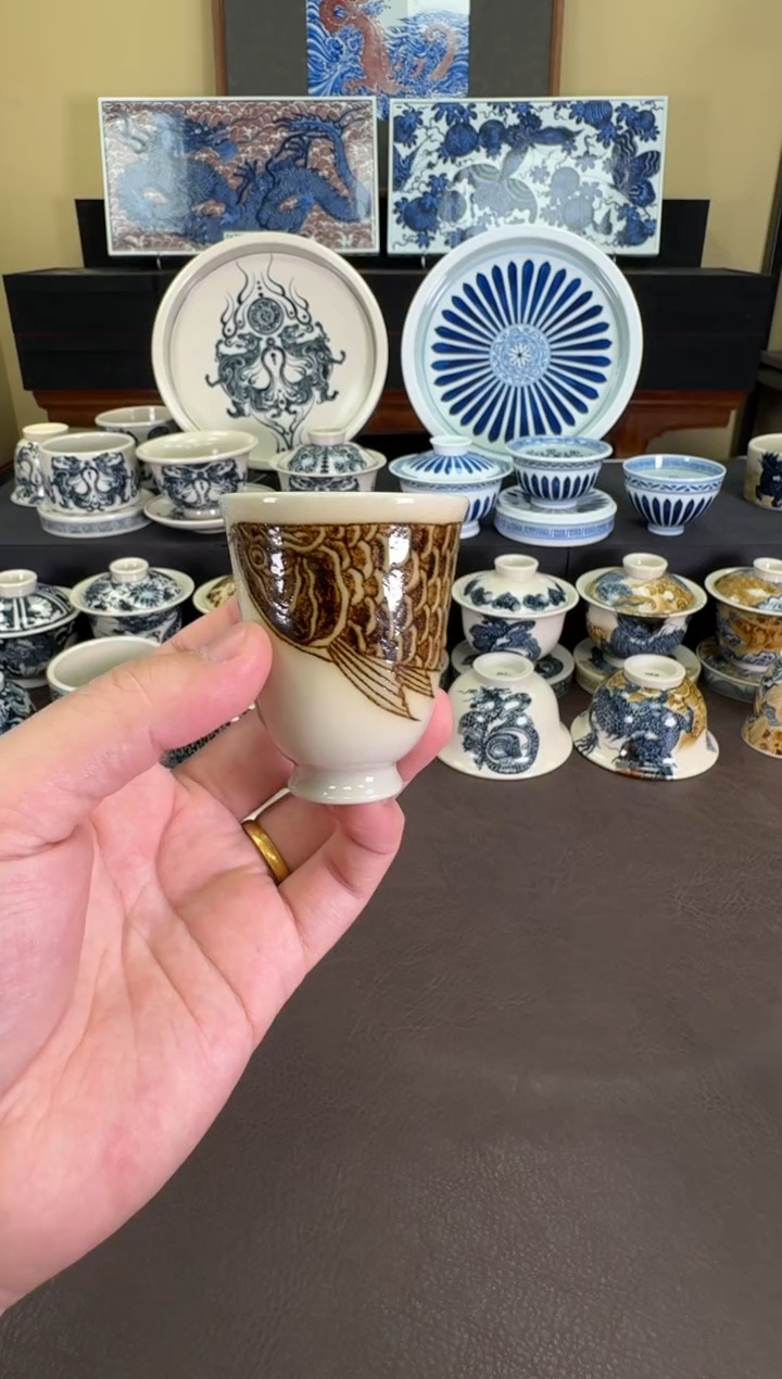 【闪购商品】二号釉金龙鱼小闻香杯
