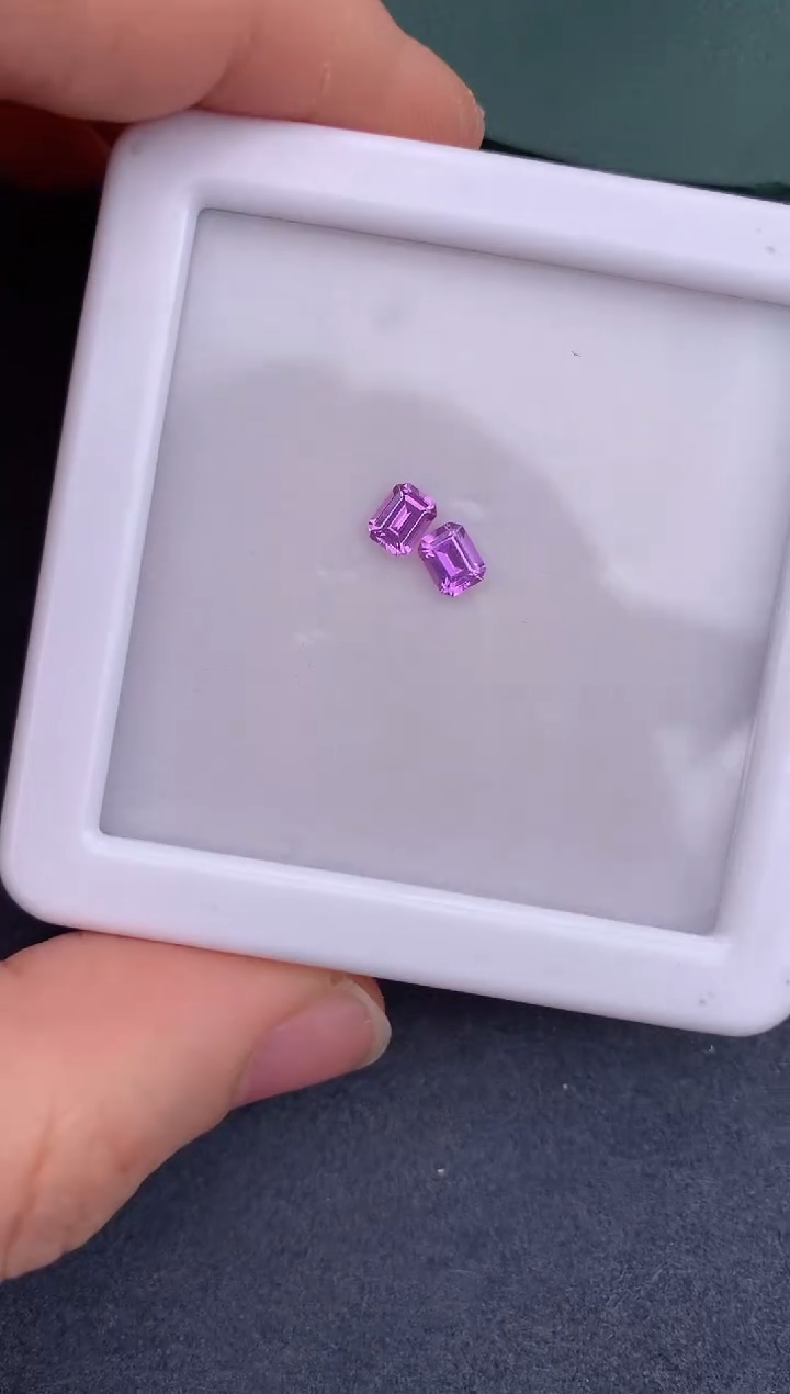 【闪购商品】彩色蓝宝石裸石未镶嵌78分无烧紫蓝宝配对
